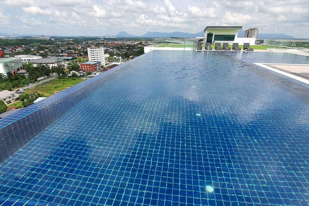 Kozi Square New Sgh Cozy Home Lv7B Kuching Extérieur photo